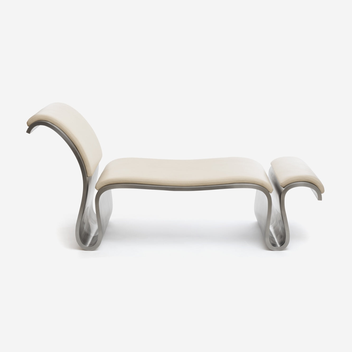 Ribbon daybed